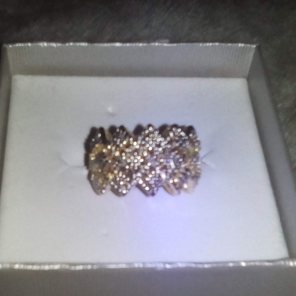 NWTS GENUINE DIAMOND RING - Picture 4 of 5